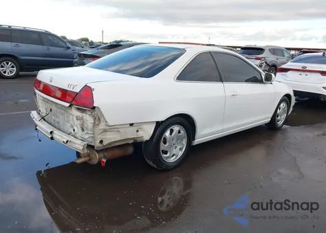 2000 Honda Accord 2.3 Ex z USA, uszkodzony, nr VIN 1HGCG3271YA004571